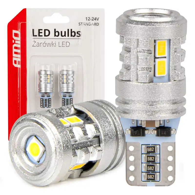 Suosittu LED-polttimot T10 W5W 6×3020 + 1×3030 SMD valkoinen 12V/24V