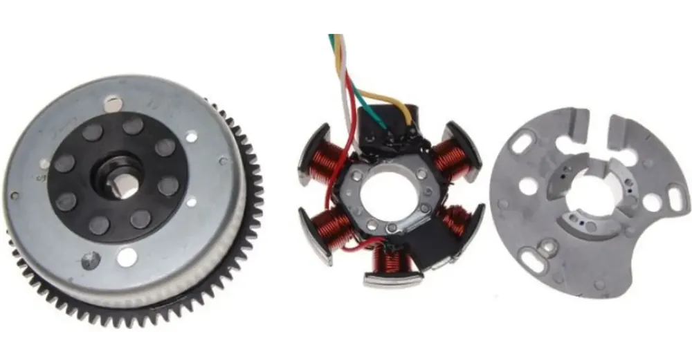 Eniten Myyty Sytytyspuola, vaihtovirtalaturin staattori magneetolla, 12V 85W, 6 käämiä, 4x 1-nastainen liitin, 4 johtoa, WM Motor