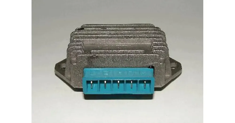 RMS Jännitteensäädin PK50 XL, RUSH 50, FL50, COSA 1-2 Paras Hinta
