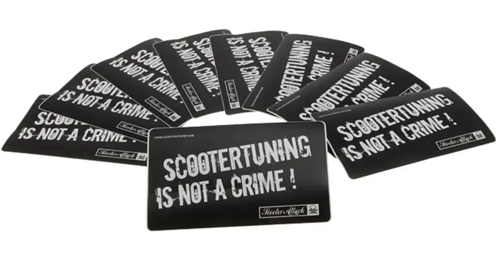 Ilmainen Palautus Scootertuning is not a crime -tarra, 63x105mm