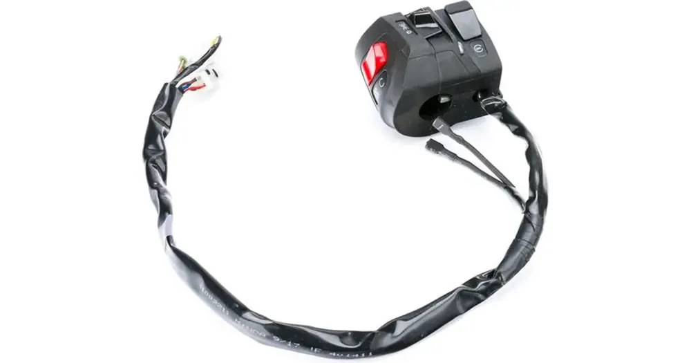 Tarjous Oikea yhdistelmäkytkin, 1 ja 5 pinnin liitin, 8 johtoa, Bajaj Dominar 400