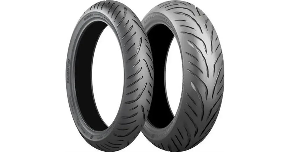 Halpa Hinta Bridgestone 160/60ZR17 T32 (69W) TL takamoottoripyörän rengas, maantiekäyttöön