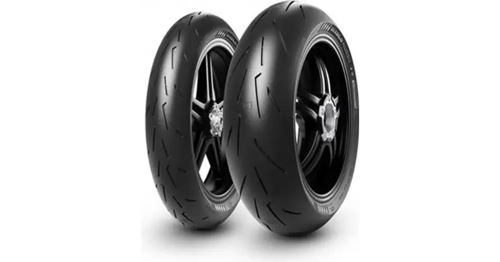 Pirelli 200/55ZR17 DIABLO ROSSO IV CORSA (78W) TL M/C takarenkaan katurengas moottoripyörälle Uutuus